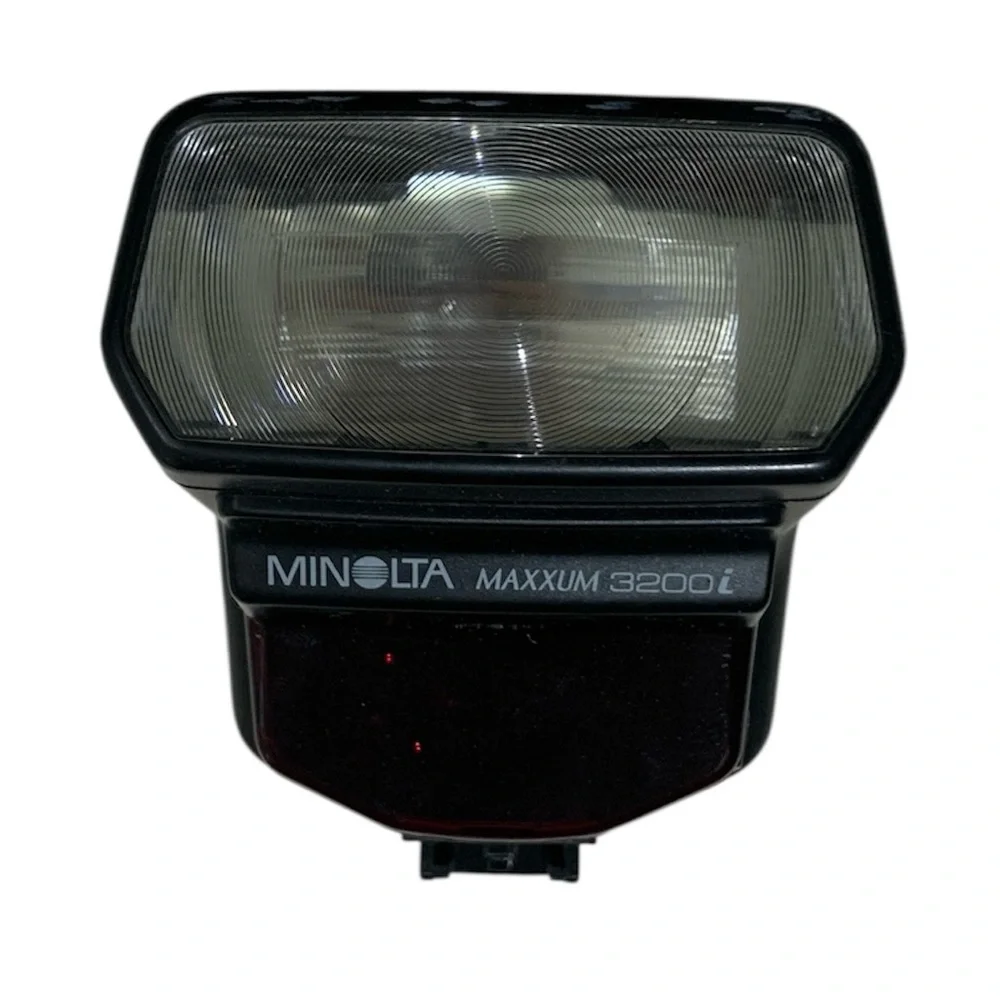 Minolta Maxxum 3200i Black Shoe Mount Flash